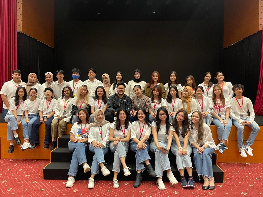 LSPR Communication & Business Institute kembali menggelar pertunjukan teater dalam rangkaian acara The 30th LSPR Theatre Festival. (Foto: Dok. Ist)