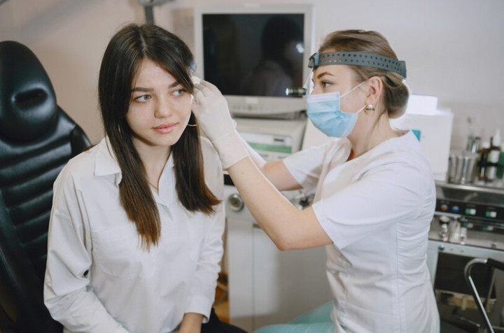 Sejumlah Faktor Mengapa Masyarakat Jarang Periksa Pendengaran