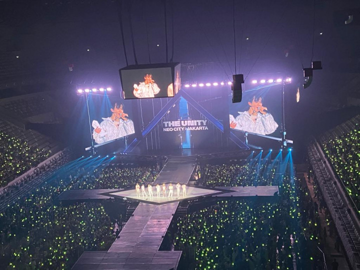 Nama Jamal dan Dimas Menggema di Konser NCT 127 Jakarta