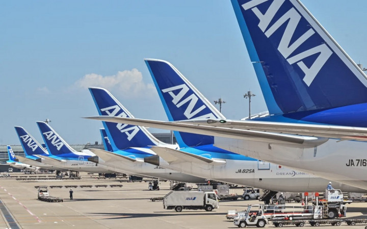 Jendela Kokpit Retak, Pesawat Boeing Maskapai ANA Kembali ke Bandara Jepang