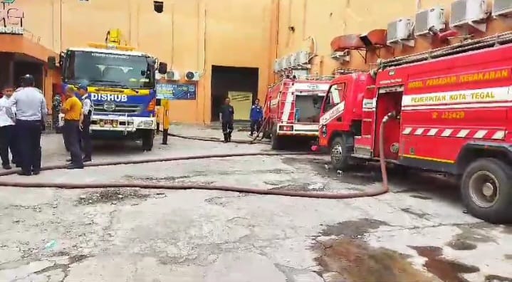 6 Pemandu Lagu Tewas dalam Kebakaran Tempat Hiburan Karaoke di Tegal