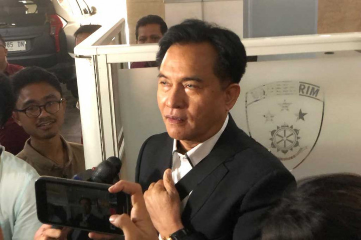 Yusril: Foto Firli dan Syahrul tidak Menerangkan Apa-apa