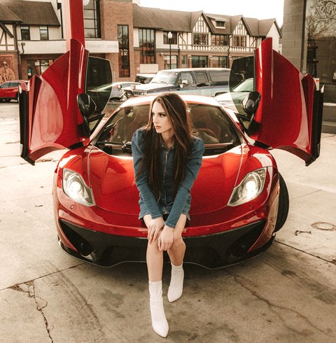 Ini 5 Alasan Mengapa Kamu Bisa Benci Diri Sendiri