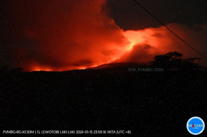 Jarak Luncur Aliran Lava Erupsi Lewotobi Mencapai 3 Kilometer