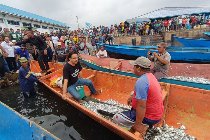 Kampanye di Sorong, Anies Kunjungi Pasar Ikan Jembatan Puri