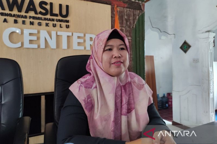 Bawaslu Bengkulu Surati 18 Parpol Terkait Pemasangan APK