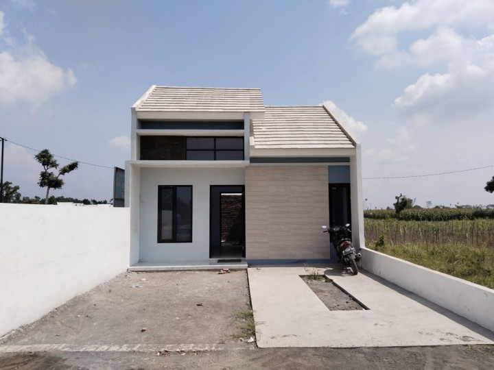 Rumah Serba Rp160 Jutaan di Lumajang