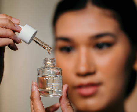 Vitis Essence Brightening Serum De Star Lab. (Foto: Dok. Istimewa)