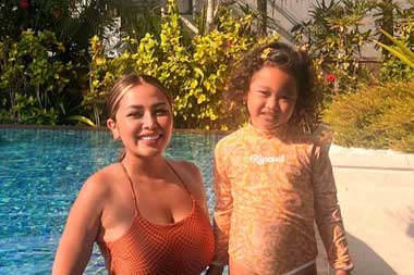 Putri Mendiang Glenn Fredly Mengidap Pneumonia