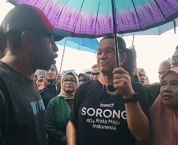 Kampanye Di Sorong Anies Dicurhati Pemuda Papua Yang Kritik Soal Prabowo