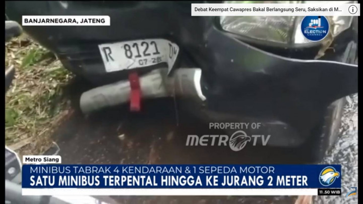 Rem Blong, Minibus Tabrak Kendaraan hingga Masuk Jurang di Banjarnegara