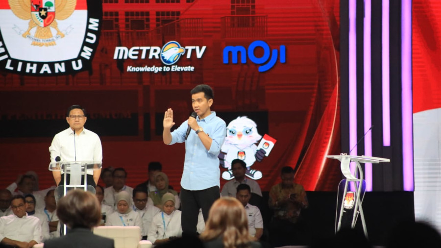 Langgar Tata Tertib Lagi, Gibran Keluar Podium Sampai Ditegur Moderator