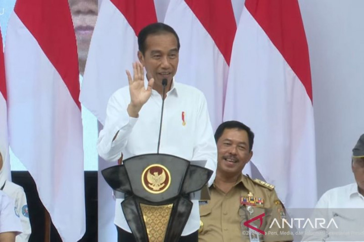 Jokowi Ingatkan Bantuan Program Indonesia Pintar Tidak Boleh untuk Beli Pulsa