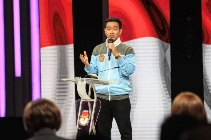 Perilaku Gibran dalam Debat Tak Patut Dicontoh Anak Zaman <i>Now</i>