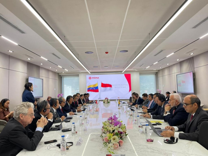 Indonesia dan Venezuela Perkuat Kerja Sama di Bidang Energi Migas