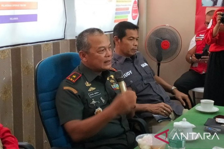 Masyarakat Diminta Jauhi Radius 4,5 Km dari Puncak Erupsi Marapi