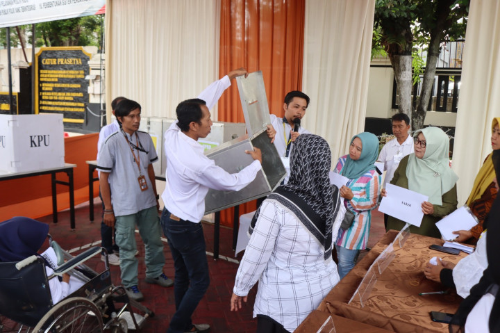 KPU Kabupaten Malang Siapkan 7.761 Alat Bantu Braille untuk Pemilih Disabilitas Netra