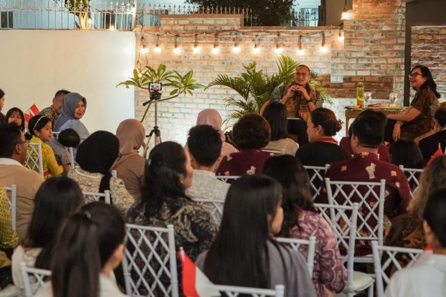 Kementerian Pariwisata dan Ekonomi Kreatif (Kemenparekraf) mengajak Diaspora Indonesia di Laos turut aktif mempromosikan potensi pariwisata dan ekonomi kreatif . Dok. Kemenparekraf