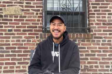 Pandji Pragiwaksono Bikin Pesan Terbuka untuk Presiden Jokowi