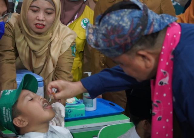 Cakupan Imunisasi Polio Putaran 1 Capai 100%