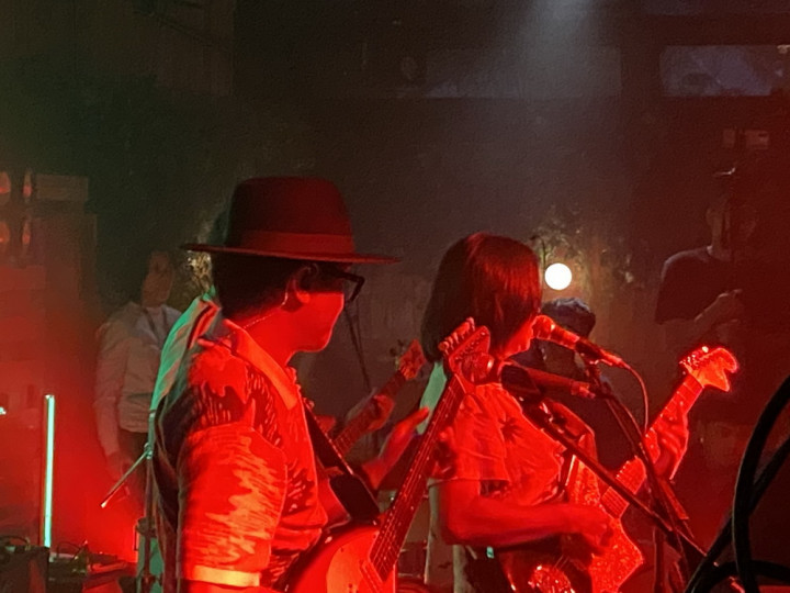 Keseruan Konser 'Sail & Connect' The Panturas di Jakarta