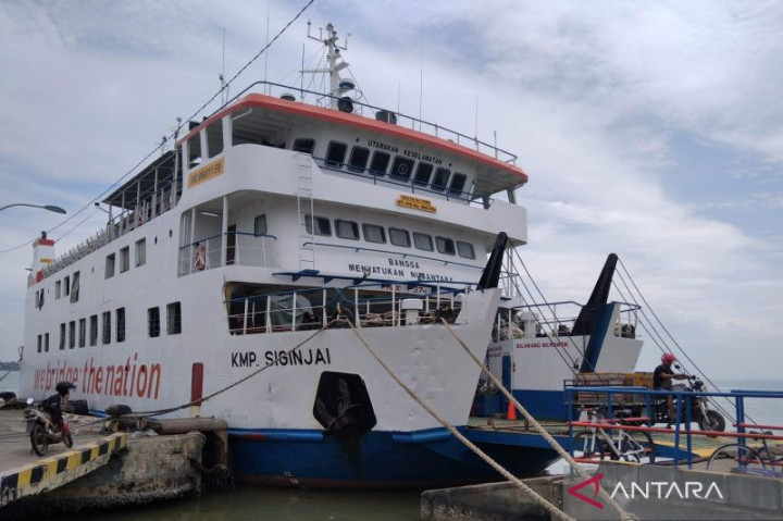 Antisipasi Cuaca Buruk, Pengiriman Logistik Pemilu ke Karimun Jawa Lebih Awal