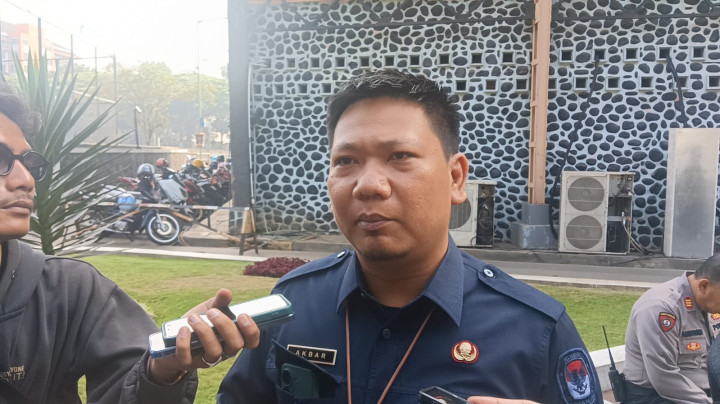 Dikawal Kepolisian, KPU Kota Bandung Distribukan Surat Suara 2 Februari