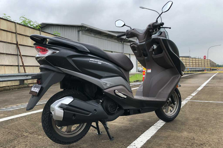 Ini Alasan Suzuki Nekat Pakai Ban 12 Inci di Burgman Street 125 EX
