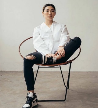 Punya Baju yang Itu-itu Aja, Begini Cara Menyiasatinya