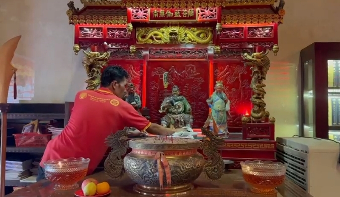 Vihara Kwan In Thang di Tangsel Bersolek Sambut Imlek