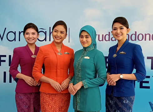 Terinspirasi Keanggunan Pramugari, Wardah x Garuda Indonesia Rilis Kosmetik Eksklusif