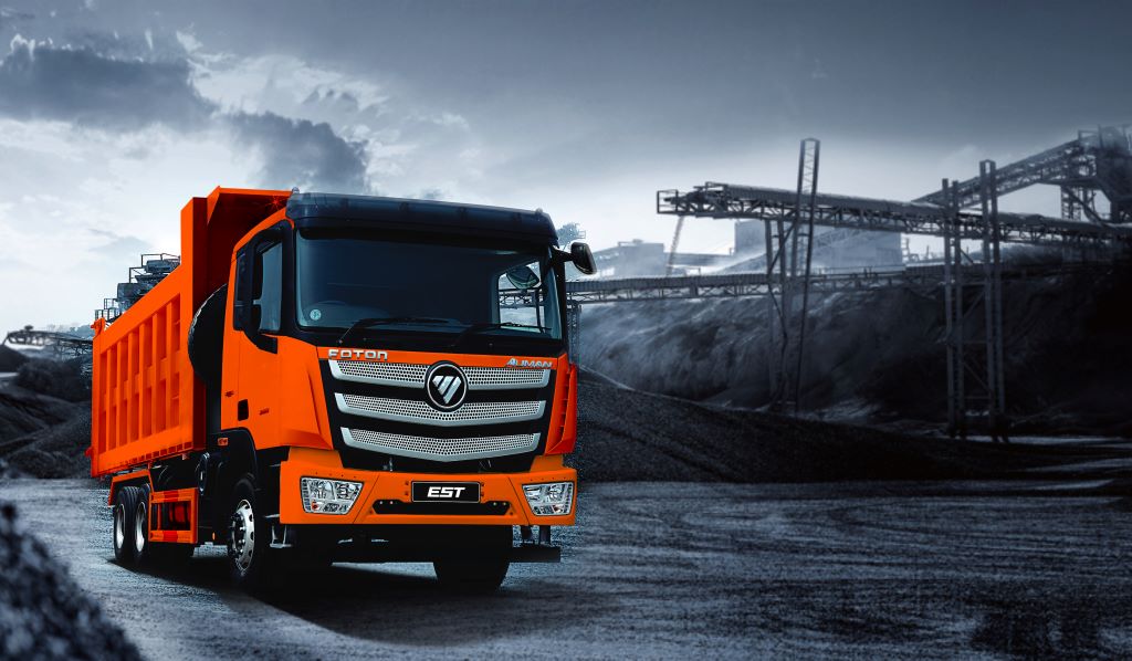 Hexindo optimistis kondisi bisnis alat berat pada 2024 melalui berbagai strategi bisnis. Foto: dok Hexindo.