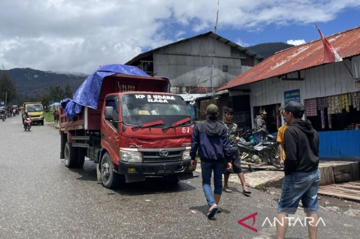 Anggota KKB Numbuk Telenggen Rampas Senjata Api Milik Pos KP3 di Ilaga
