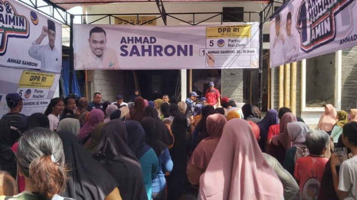 Bazar Minyak Goreng Murah Ahmad Sahroni Center Diserbu Ratusan Ribu Warga Jakut dan Jakbar