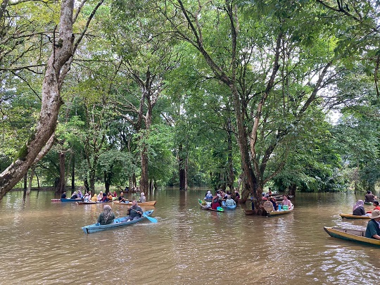 Banjir Jadi Berkah Buat Ibu-Ibu Paduka di KCBN Muaro Jambi