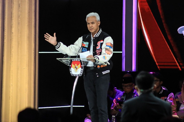 Ganjar Ingin Angkat Lagi KNI sebagai Solusi UKT Mahal