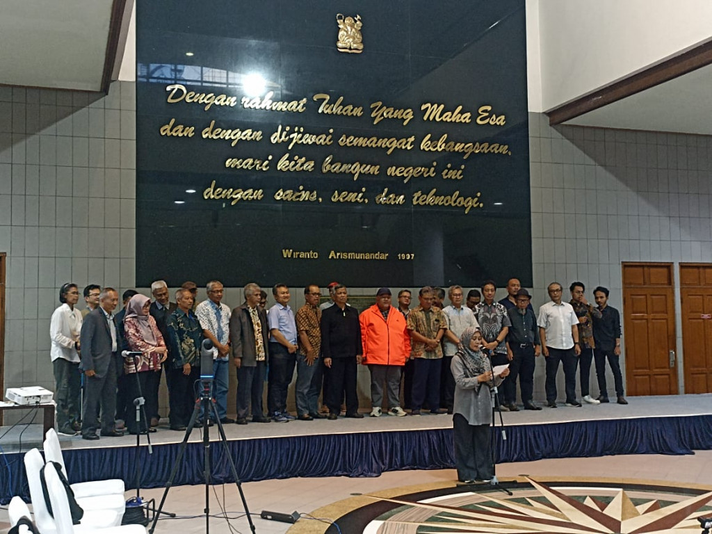 Masyarakat Diajak Hukum Pelanggar Etik dari Balik Bilik Suara