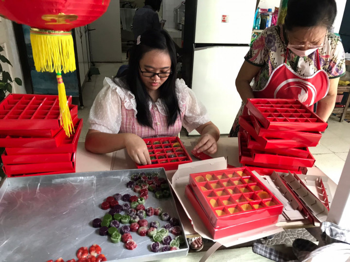 Perajin Kue Keranjang di Malang Kebanjiran Pesanan Jelang Imlek