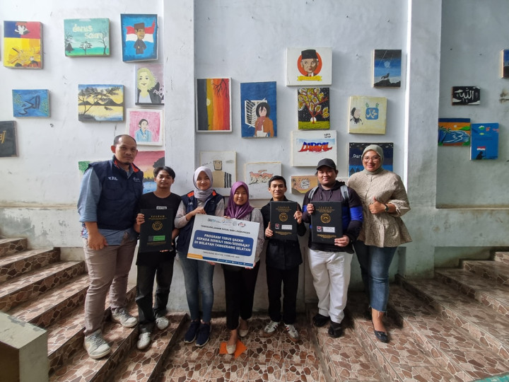 BUMN Ini Bantu Pendidikan Masyarakat Tak Mampu Lewat Tebus Ijazah, Apa Itu?