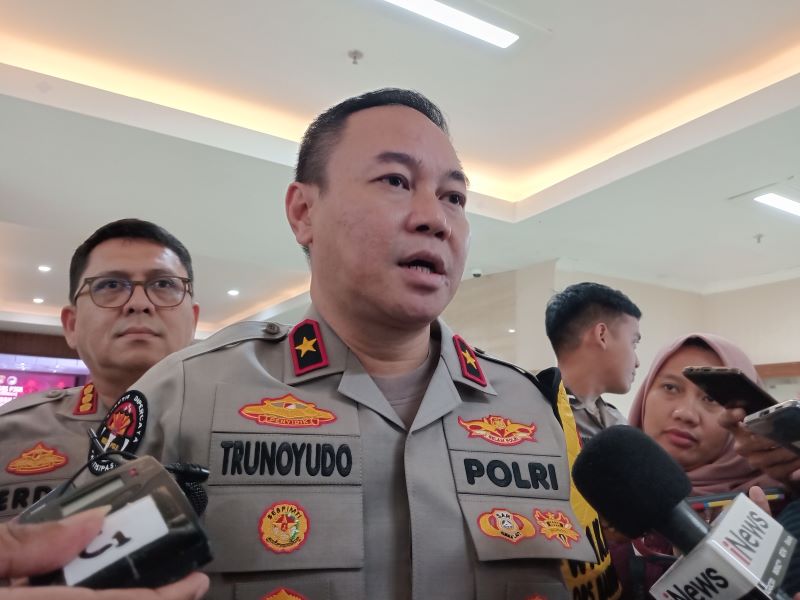 Polisi Minta Rektor Bikin Video Apresiasi Jokowi, Polri: <i>Cooling System</i>