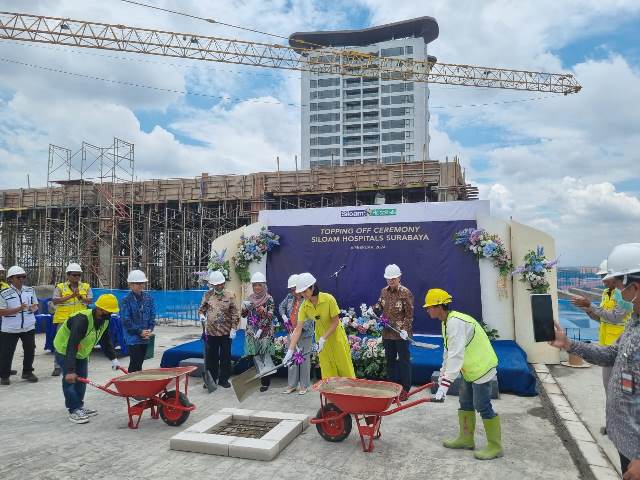 Topping Off Gedung Baru RS Siloam Surabaya, Siap Layani Masyarakat di Jawa Timur