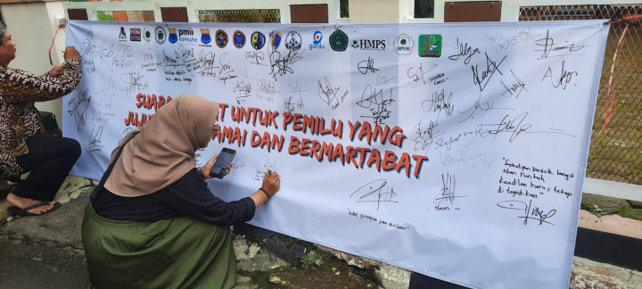Unisnu Jepara Serukan Petisi Indonesia Darurat Demokrasi