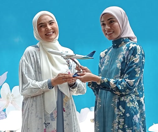 Ria Miranda dan Fitria Ruswita. (Foto: Dok. Yuni)