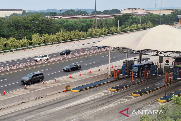 Lalu Lintas di Tol Japek Mulai Diberlakukan <i>ContrafLow</i>