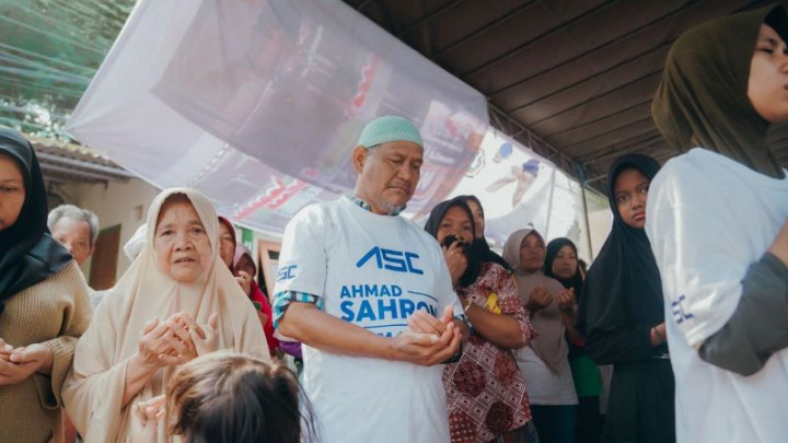 Ahmad Sahroni Center Gelar Bazar 50 Ribu Paket Beras Murah untuk Warga Jakut