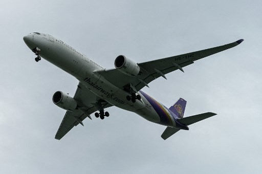 Coba Buka Pintu Pesawat Jelang Lepas Landas, Warga Kanada Didakwa