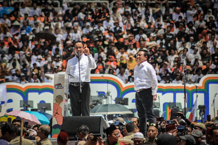 Anies Siap Tingkatkan Bansos dan Bantu <i>Sandwich Generation</i>