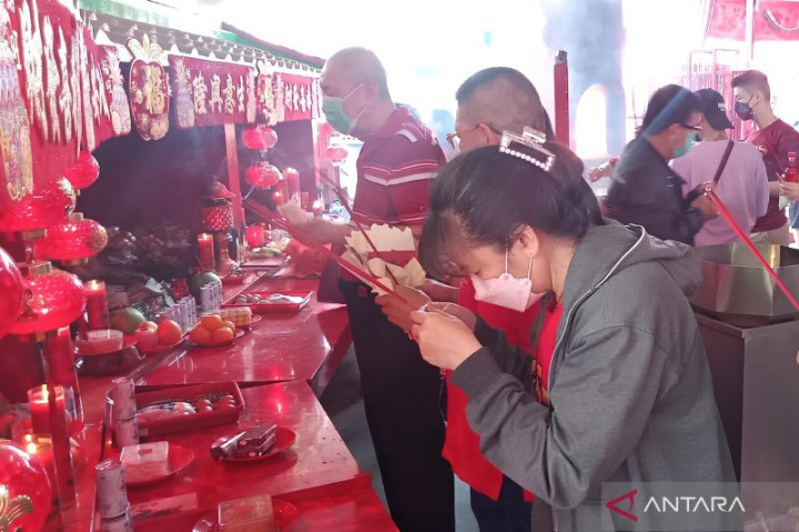 3.000 Orang Diperkirakan Kunjungi Vihara Dharma Bhakti saat Imlek