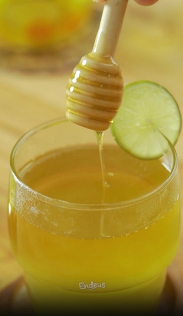 Sontek minuman segar berempah ini, manfaatnya seperti antibiotik alami nih guys. (Foto: Dok. Endeus TV)