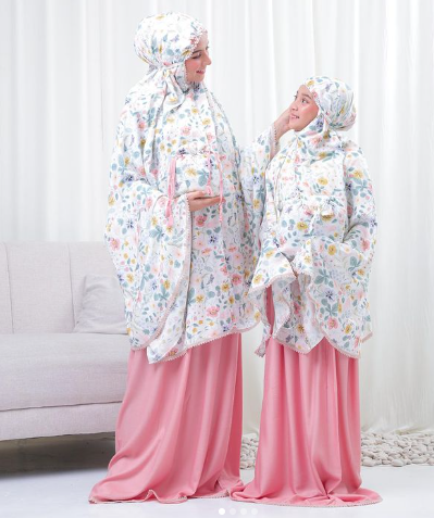 Kisah Penjual Mukena Raih Penghargaan di Shopee Super Awards 2023